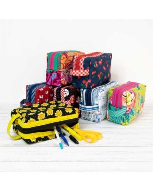 Grab ’N Go Tote with Zippity-Do-Done Zipper