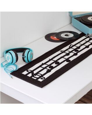 GO! Looking for Treble Table Runner Pattern