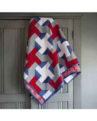GO! Qube 9" Cutting Edge Throw Quilt Pattern (PQ10748Q)