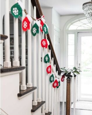 GO! Mittens Advent Garland Pattern