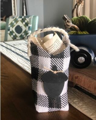 GO! Farmhouse Gift Bags Pattern