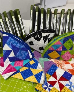 GO! 5” Qube Drunkard’s Pouch Pattern