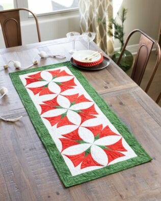 GO! Modern Poinsettia Table Runner Pattern