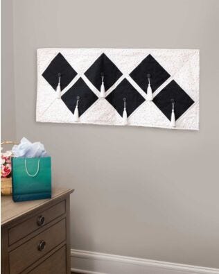 GO! Graduation Caps Wall Hanging Pattern