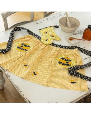 GO! Bee Half Apron and Oven Mitt-2 Piece Set Pattern
