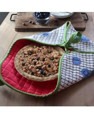 GO! Berry Pie Carrier Pattern by Chris Marchini of Rose City Originals