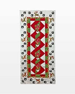 GO! Reindeer Dancing Round the Pole Wall Hanging Pattern