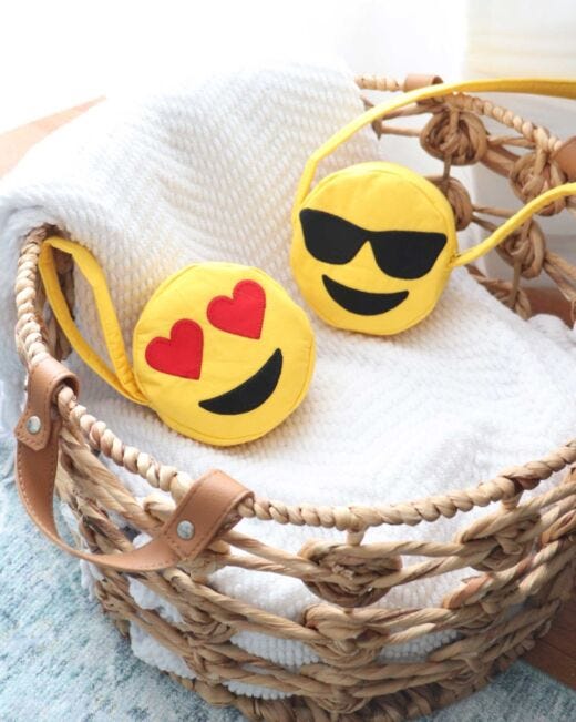 Jamboree Cute Emoji Sweat Smile Emoji Face Laughing Kids Children Backpack  Bag Plush Bag (Yellow, 5 L) : Amazon.in: Toys & Games