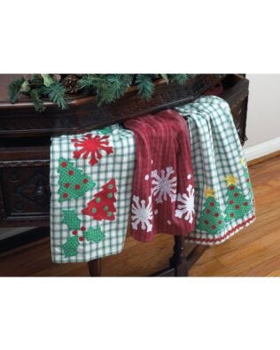 GO! Seasonal Towels - Pattern is in the Quilting on the GO! Book (55927)