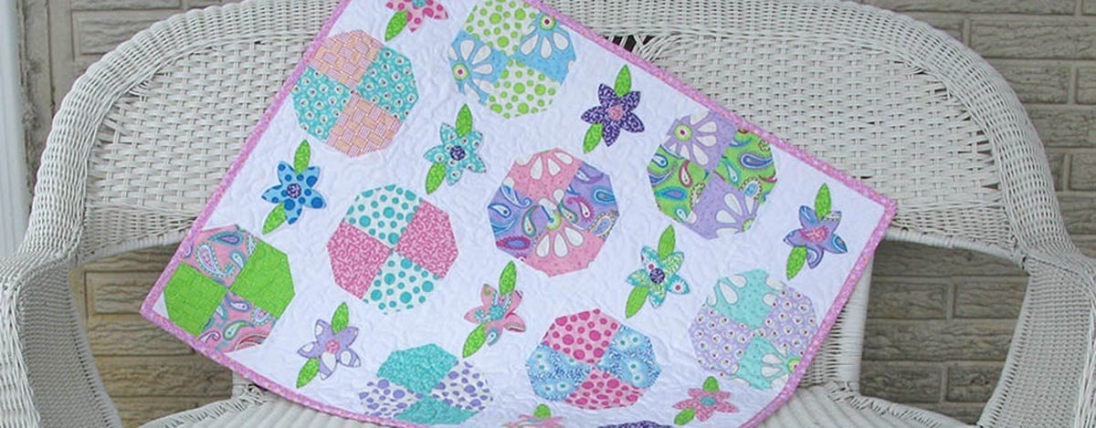 A Simple Guide to Making the Appliqué Play Baby Quilt