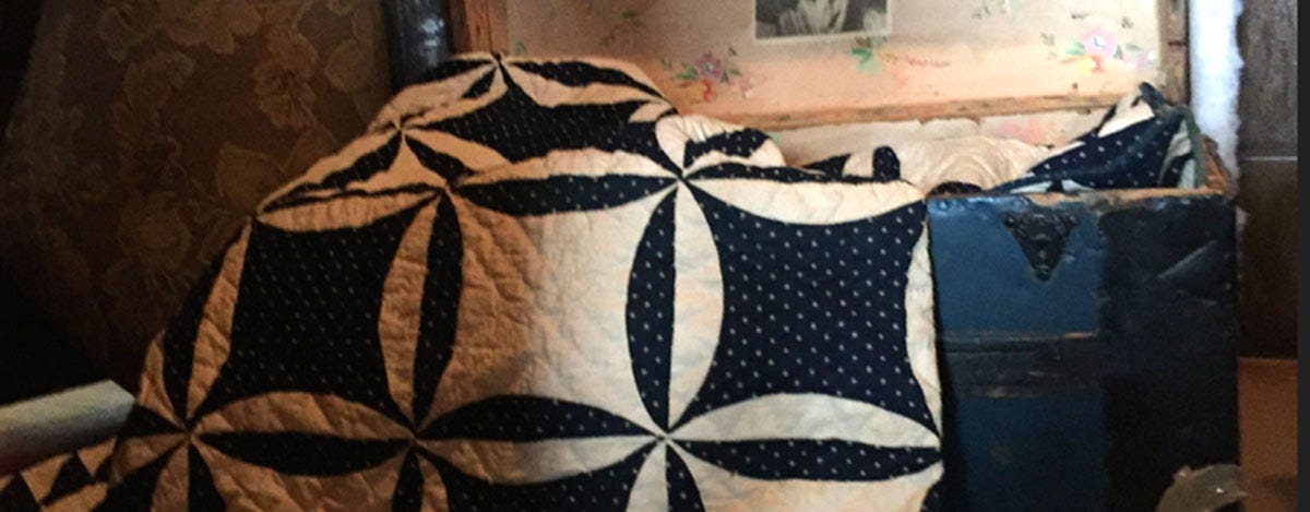 The Quilt in the Attic (A Quilt Romance)