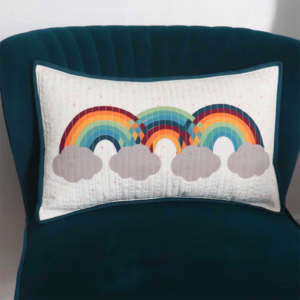 GO! Tangled Rainbow Pillow Pattern