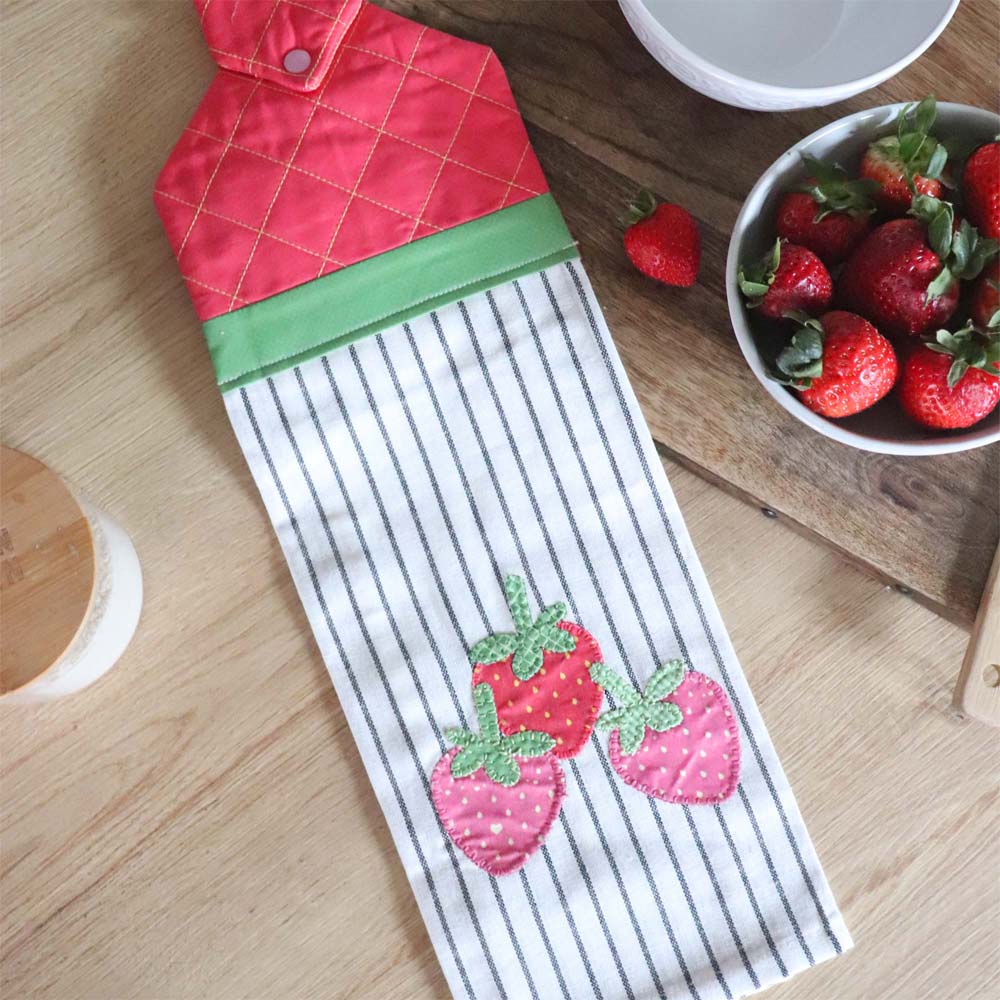 GO! Berry Bunches Kitchen Towels Pattern