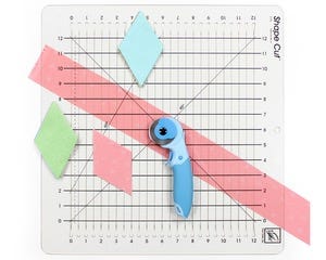 Accuquilt GO! 55489 Strip Cutter 2.75 inch (2.25 inch Finished) 3 Strips  Die 699195554896 / Quilt in a Day / AccuQuilt