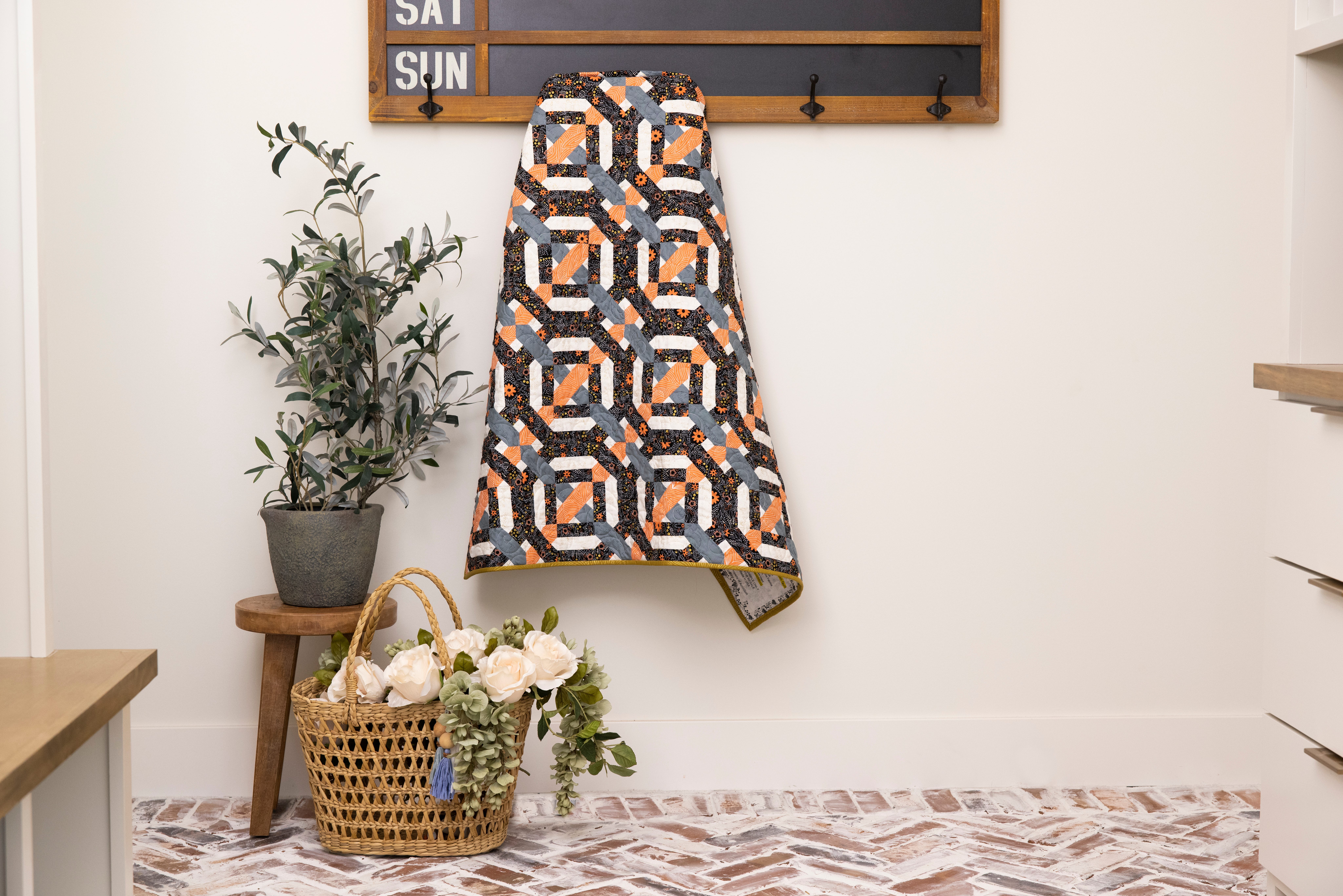 PQ11890-Crossroad Woven Garden-Throw Quilt-lifestyle-hor-HQ